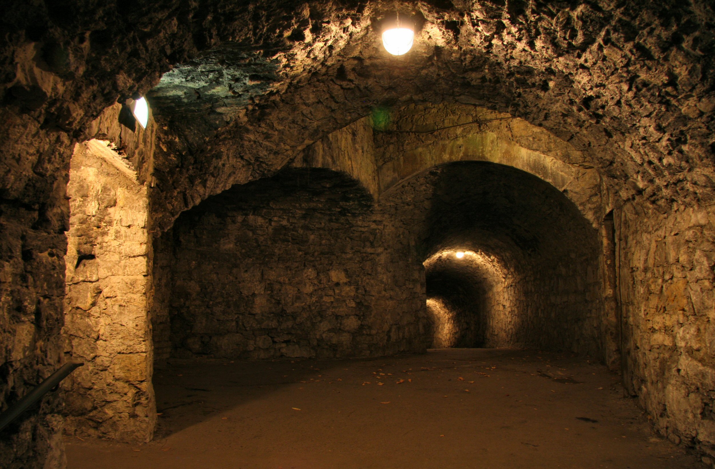 Gaenge unter der Sparrenburg